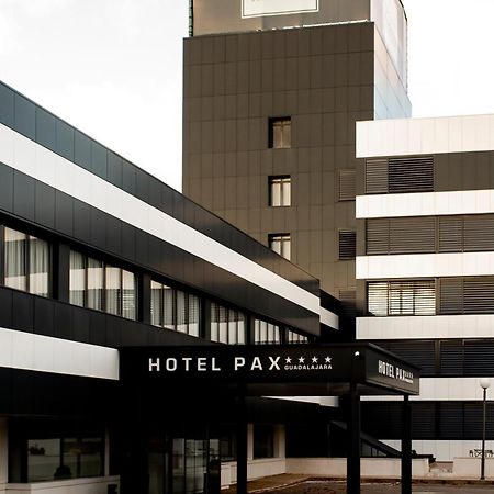 Hotel Pax Гвадалахара Экстерьер фото