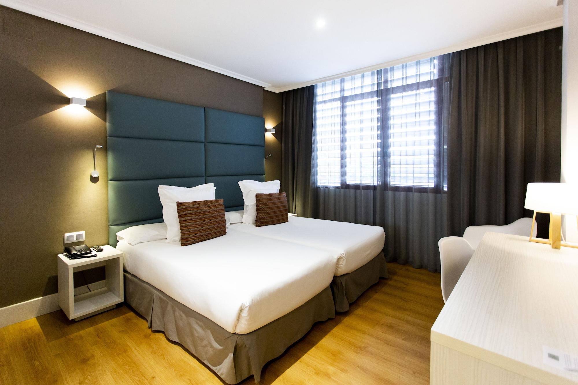 Hotel Pax Гвадалахара Экстерьер фото