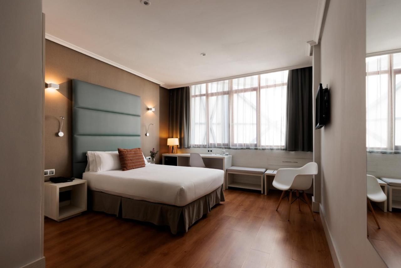 Hotel Pax Гвадалахара Экстерьер фото